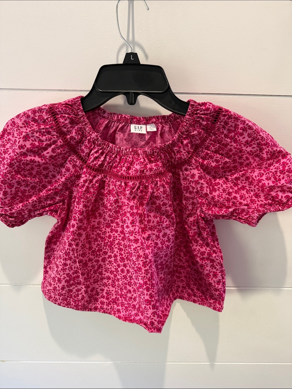 GAP Girls Hot Pink Floral Puff Sleeve Top